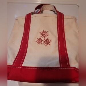 LL Bean Snowflake Canvas Tot Made In US.